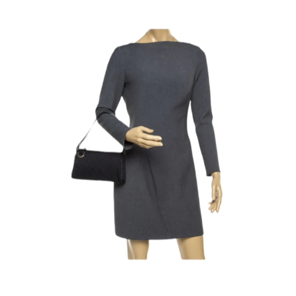 Gucci Black GG Canvas and Leather D Ring Abbey Pochette - Picture 4 of 14